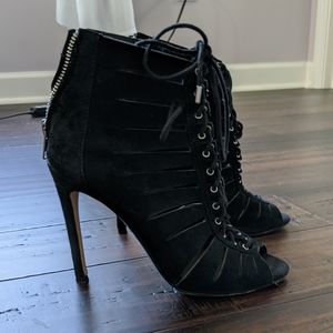 Steve Madden suede heels sz 6